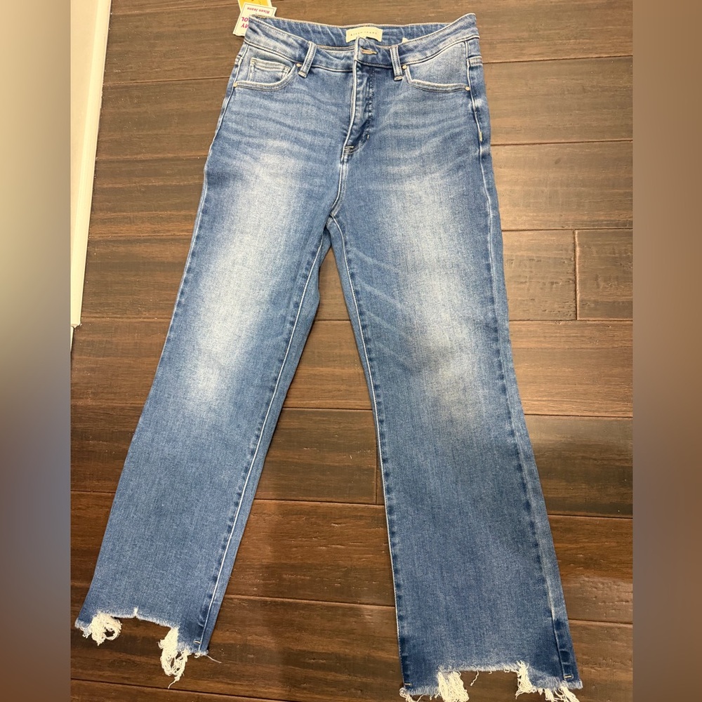 Stylish Frayed Hem Blue Women's Flare Jeans